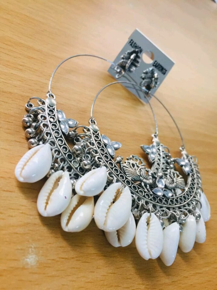 Beautiful Shell Earring